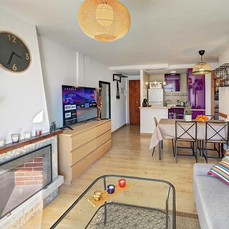 Apartament Pau Casals, 2 Min Walk From The Sea & Sea View Льорет-де-Мар Экстерьер фото